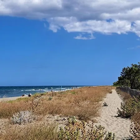 Semesterbostad Cozy Cocoon 300m De La *