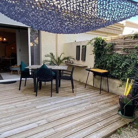Cozy Cocoon 300m De La Borgo (Corsica)